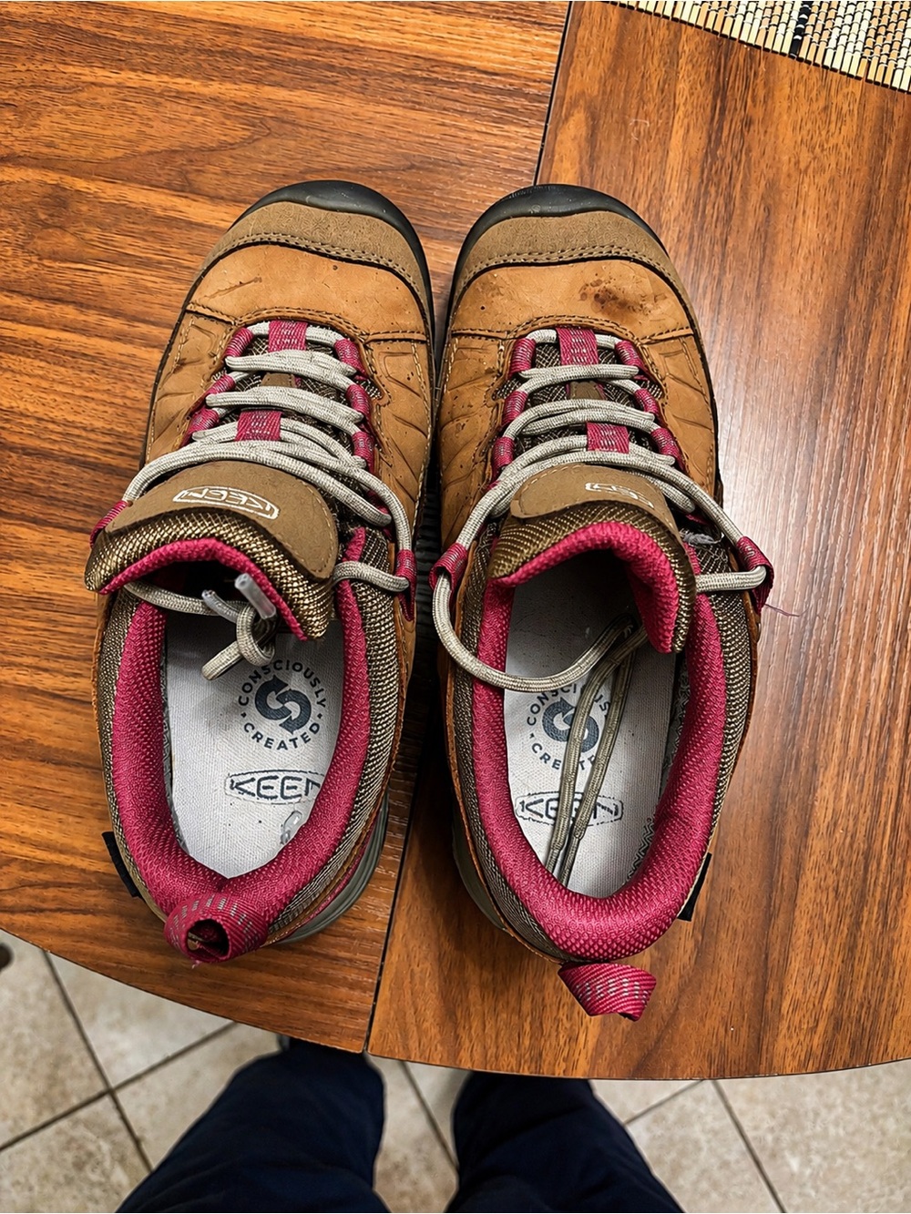 KEEN Women’s Waterproof Hiking Shoes Brown Pink KEEN.DRY Size 6.5